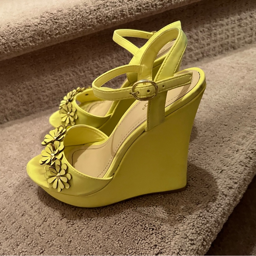 Cute Summer Wedge Sandals!!😍